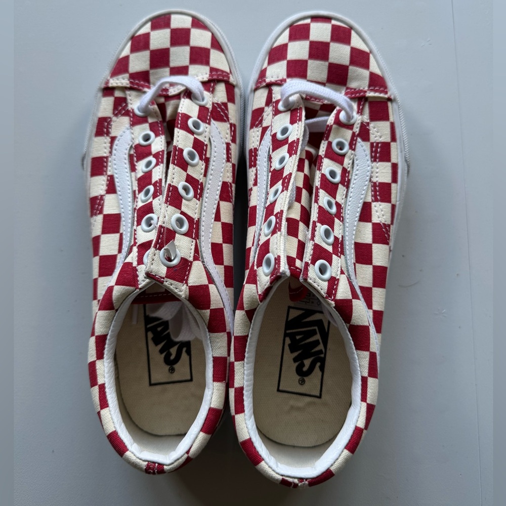 Vans Women’s Checkerboard Old Skool Sneakers Red & Cream, Size 7.5